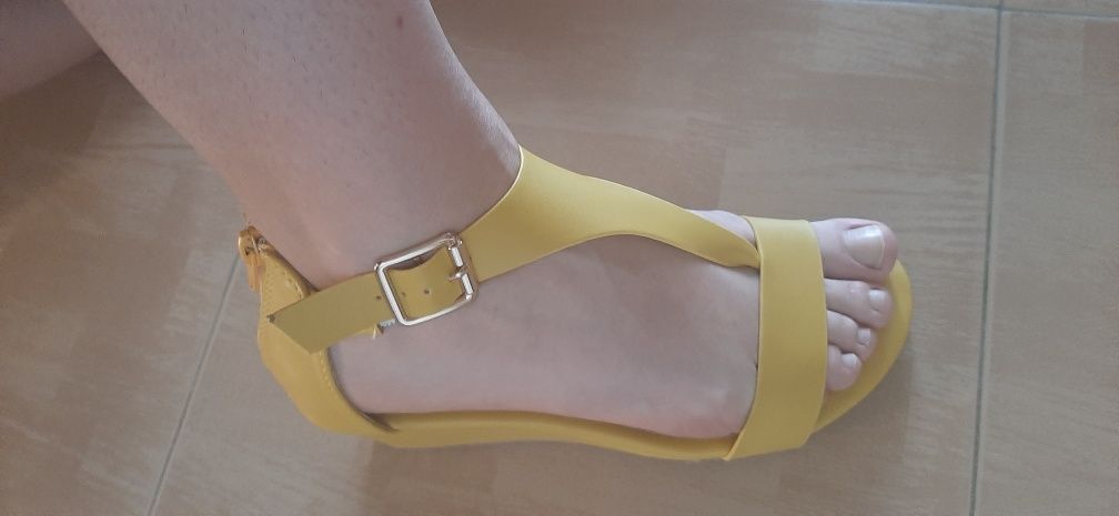 Дамски удобни сандали