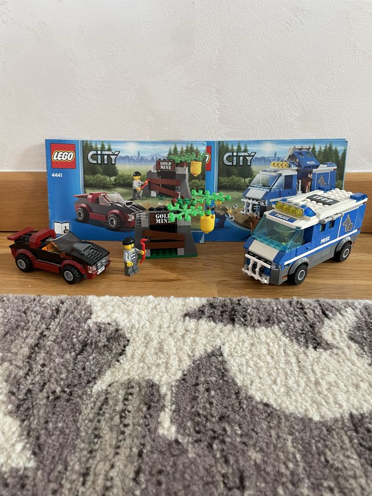 Lego CITY 4441 Dubă de Poliție cu Câini