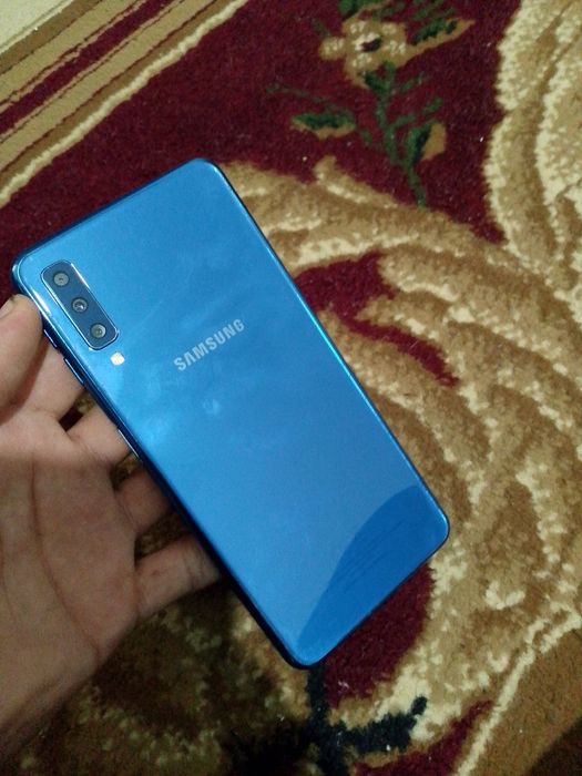 Samsung Galaxy a7 pasni õqib keyin aloqaga chiqingla