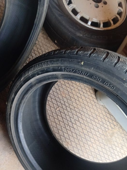 Покрышка 205/50/17