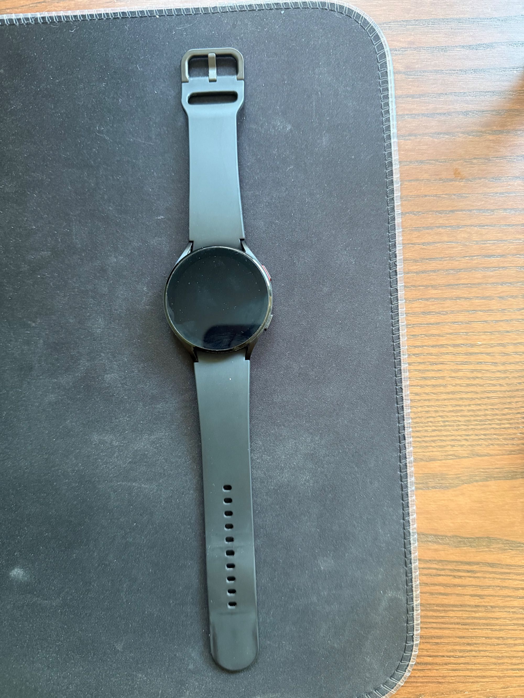 Samsung Galaxy Watch 4 (44mm) – стил и функционалност, използван