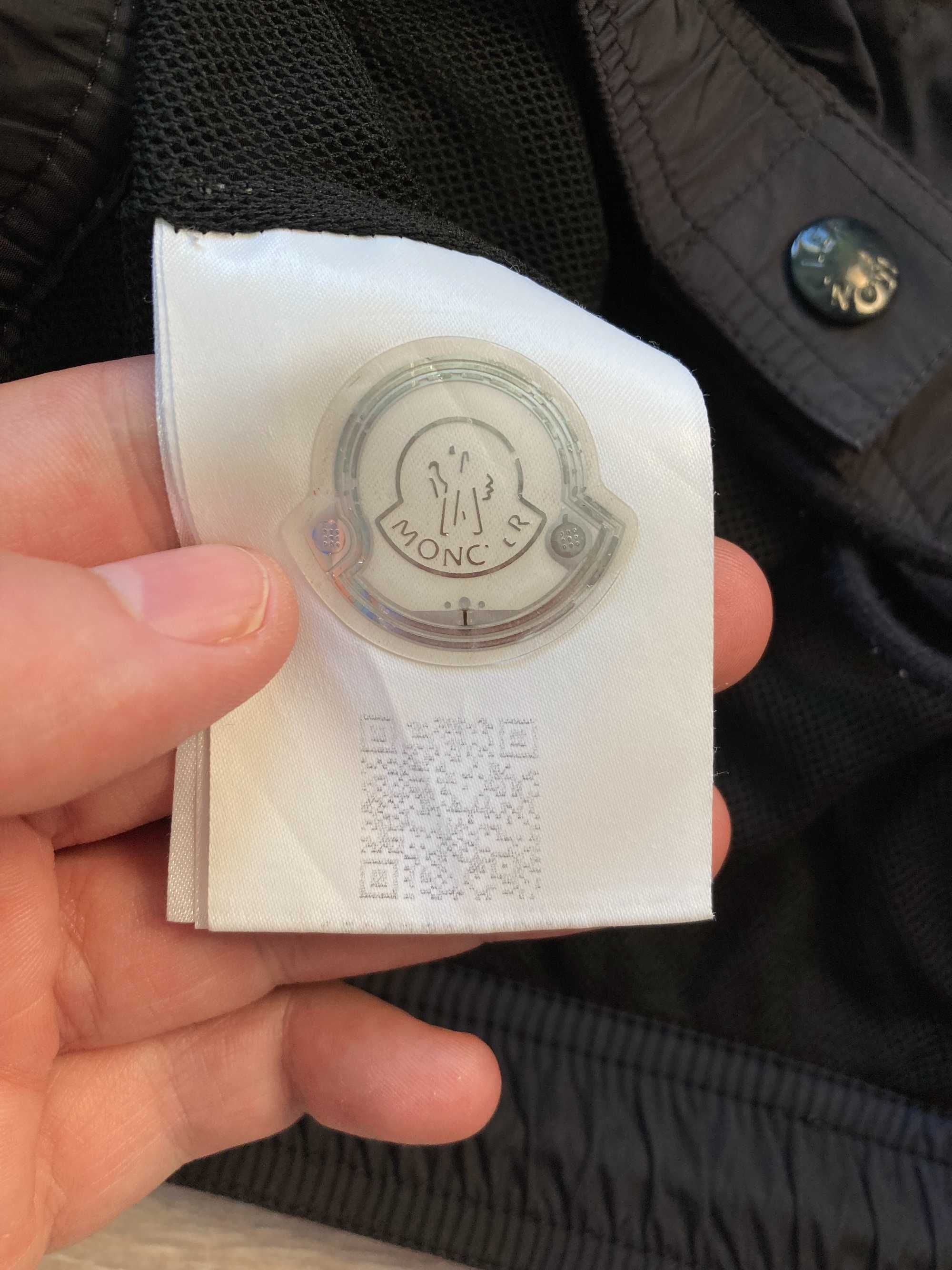 ОРИГИНАЛНИ Moncler къси панталони къс панталон шорти бански М