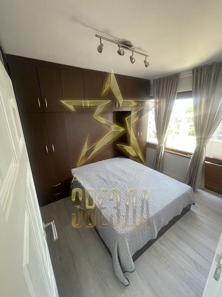 Продава се Тристаен апартамент в Пловдив, Младежки Хълм - 101 кв.м за 1980 €/кв.м - Снимка #3