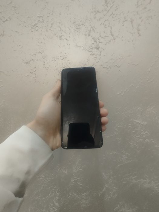 Xiomi redmi 12 4/128 holat ideal