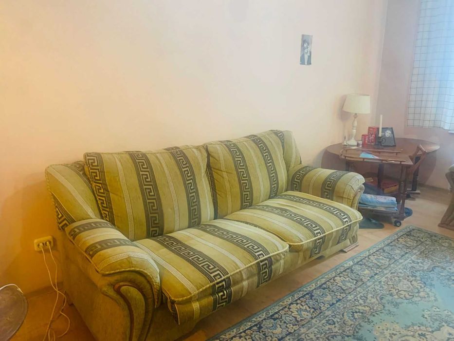 Мягкая мебель производства Беларусии в отличном состоянии гобелен.