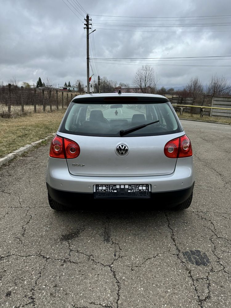 Volkswagen Golf 5 model TOUR EDITION!