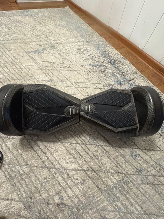 Гироскутер б/у с колонкой блютуз, чехлом и зарядкой