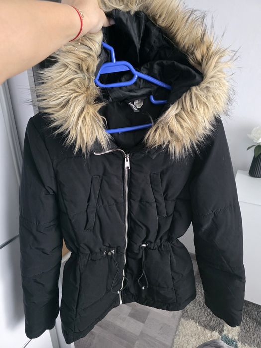 Geaca iarna cu gluga H&M,masura 38