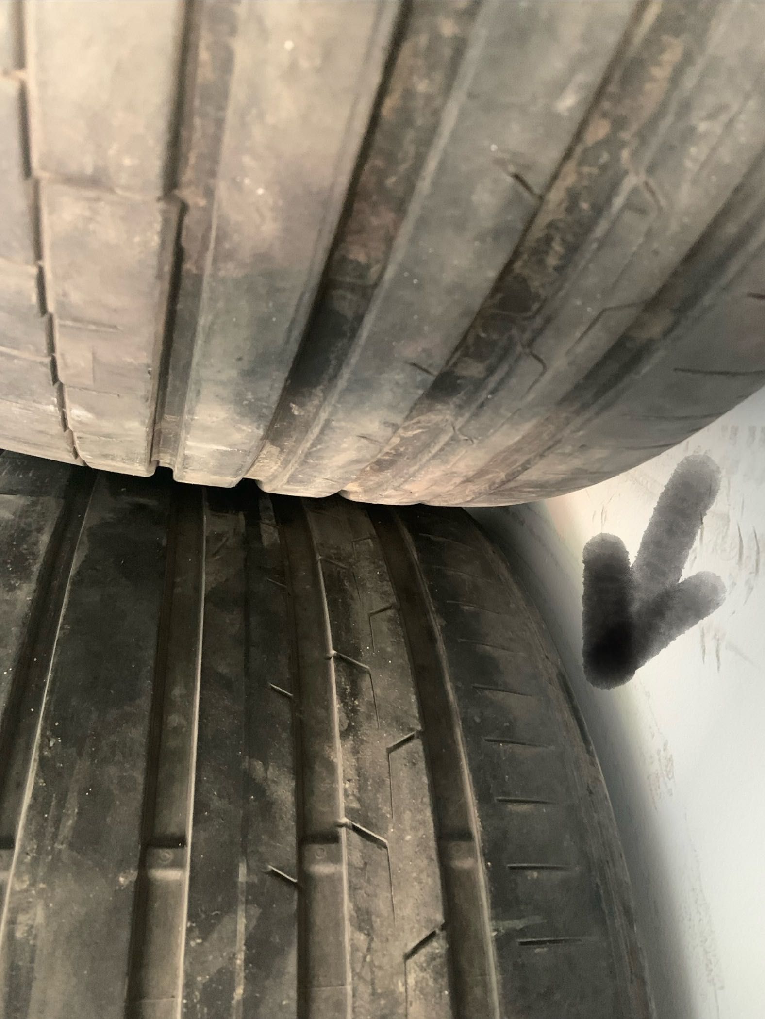 Continental 335 25 22 и 295 30 22 спорт пакет гуми BMW X5/X6 X5M F85