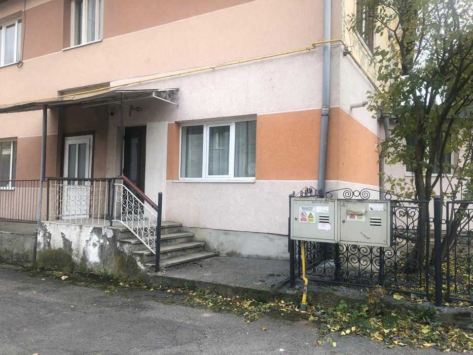 Vand - Inchiriez spatiu comercial birouri central 55 mp