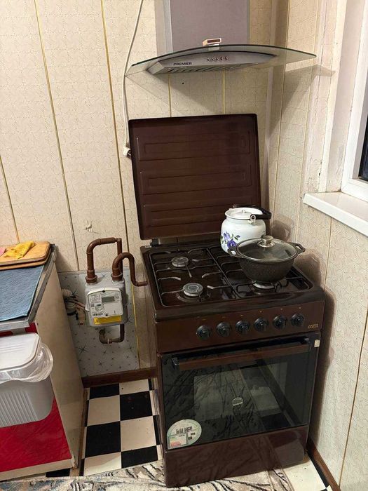 Продаю квартиру 2х комнатную -  с полной обстановкой