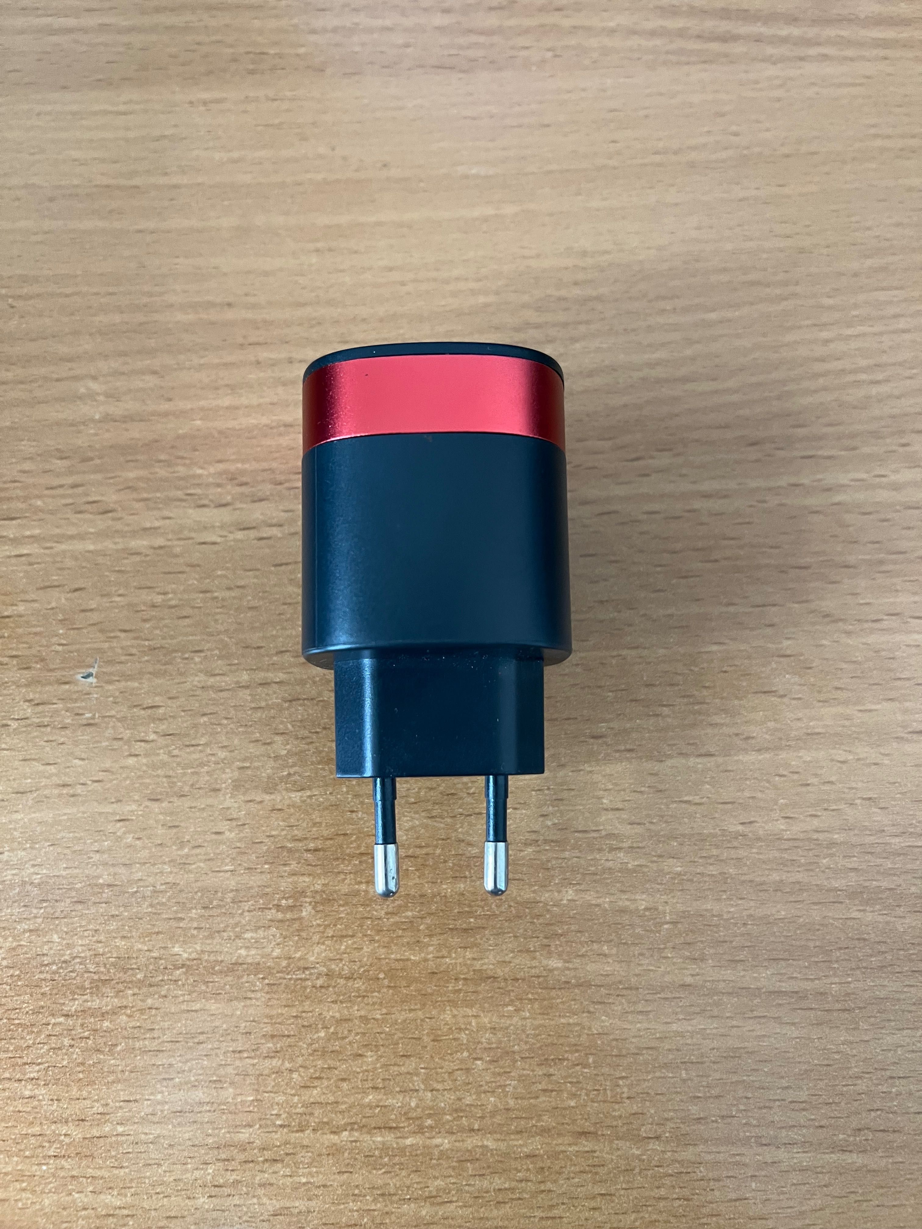 Зарядное устройство USB 4.8 A