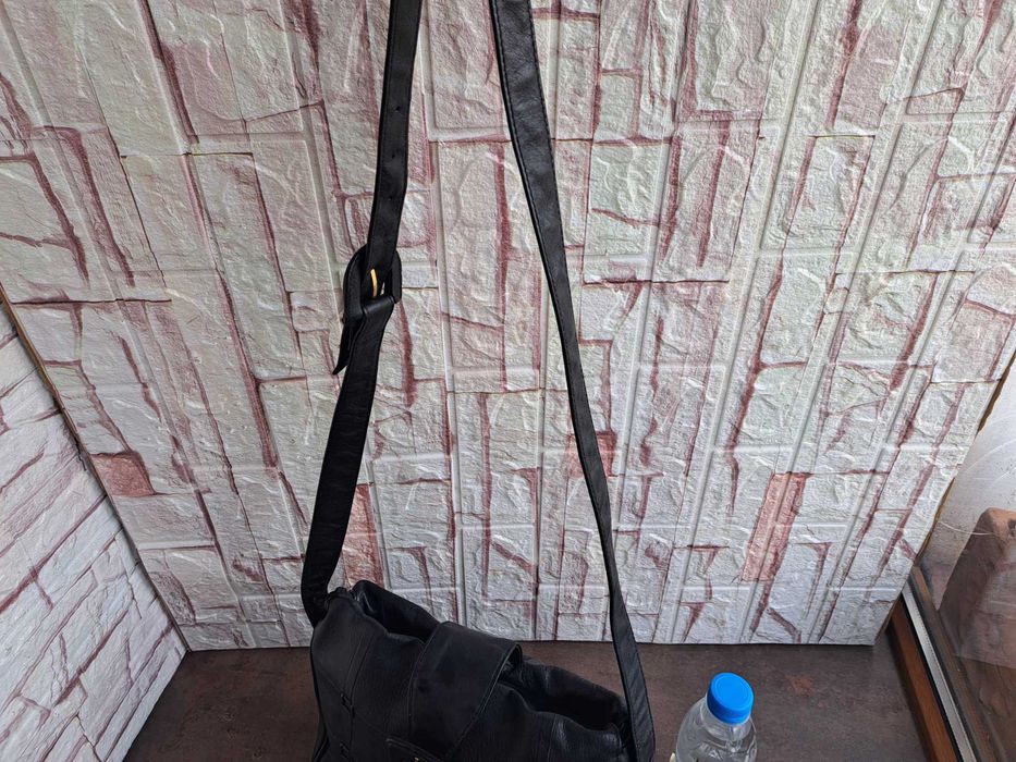 дамска чанта,черна малка кожена чантичка-естествена кожа