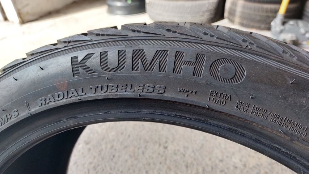 Зимна гума 245/40/19 Kumho един брой