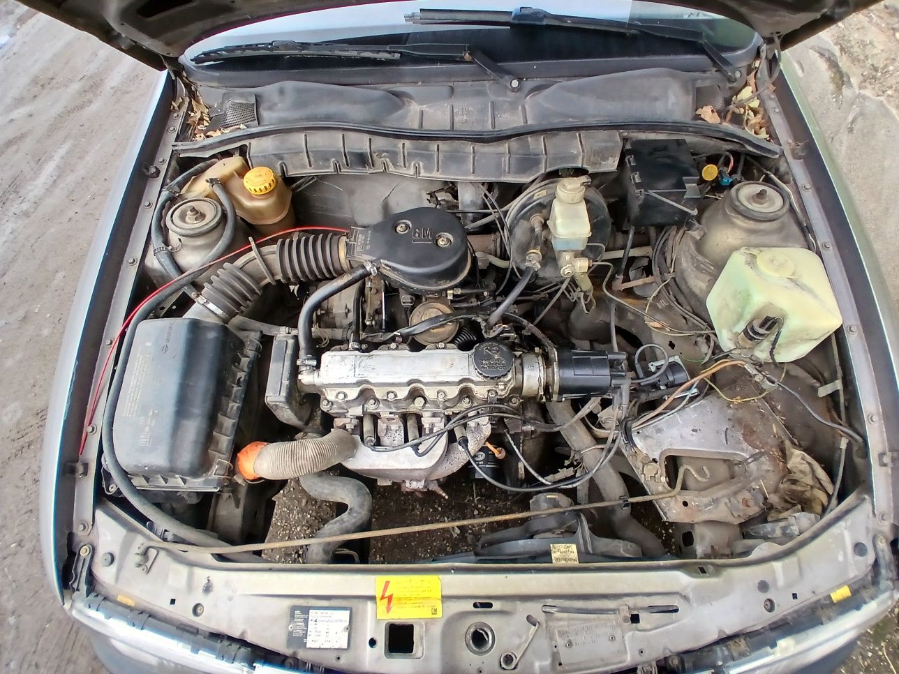 Opel vectra 1.6i 1992