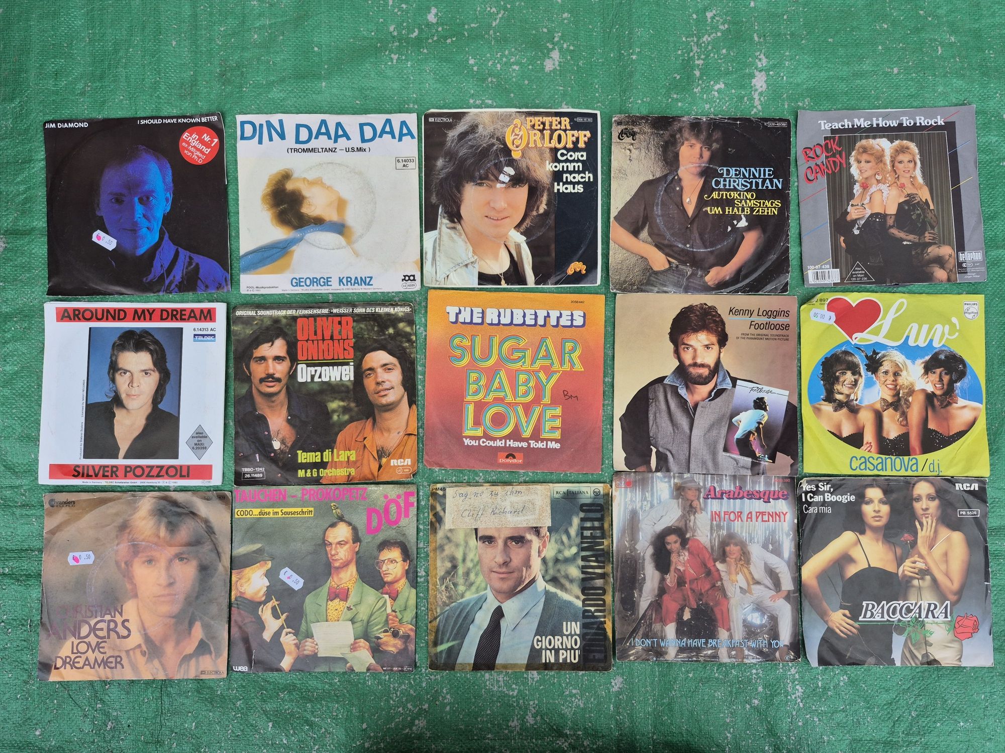 Vând Lot Discuri Vinil colectie 112LP in stare buna cu muzica mixta