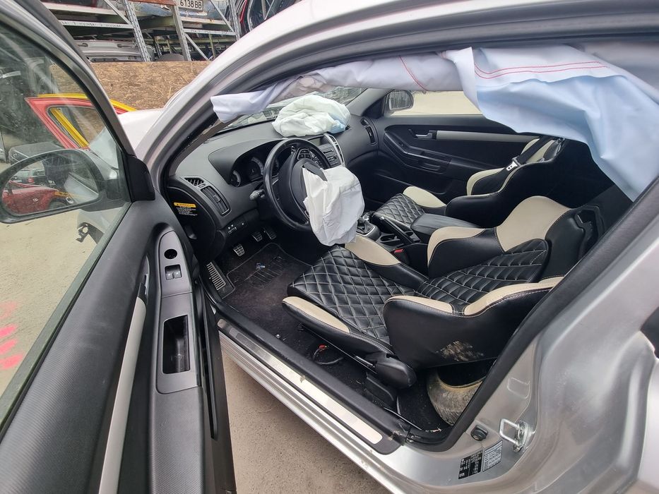 Dezmembrari  Kia PRO CEED (ED)  2008  > 2013 2.0 CRDi 140 Motorina
