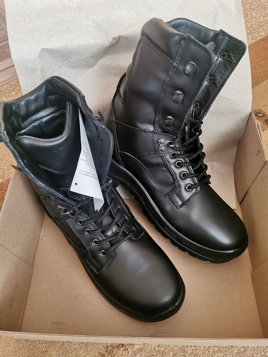 Полицейски кубинки