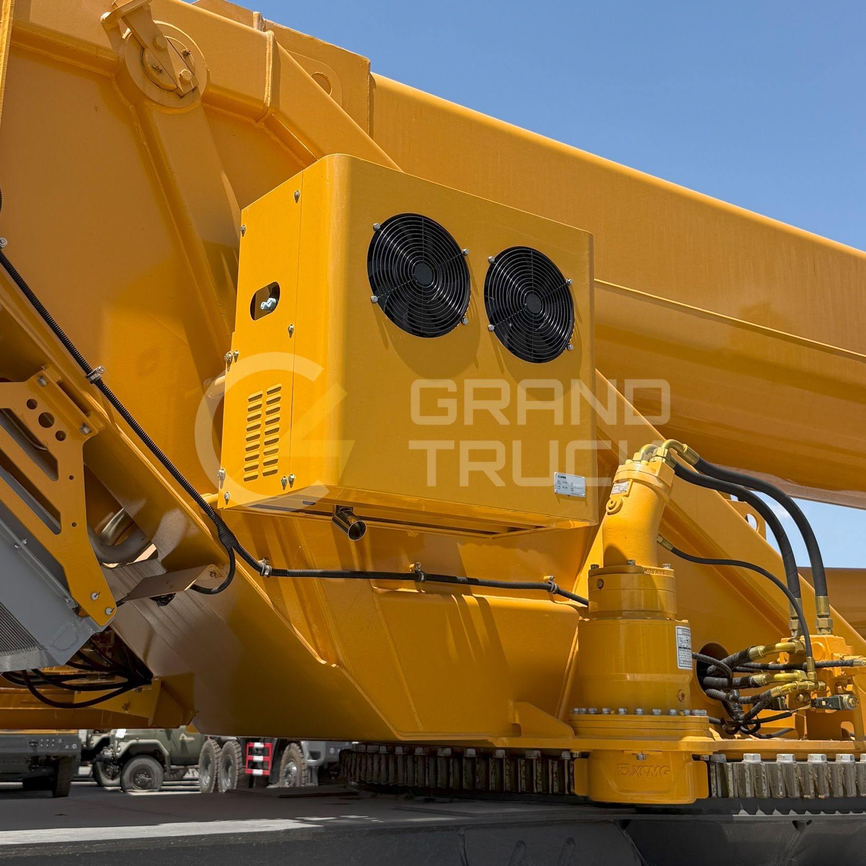 Avtokran XCMG 50 tonnalik