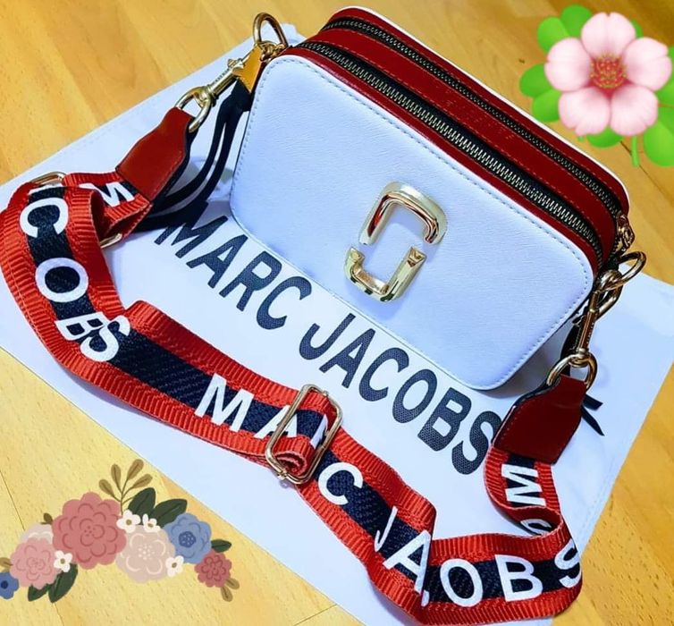 Geanta damă model crossbody, curea reglabila,saculet, etichetă