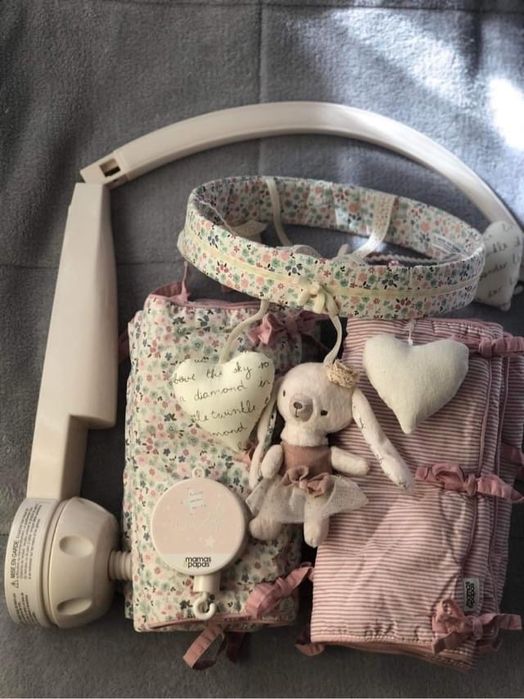 Музикална въртележка Mamas & Papas за кошара / легло