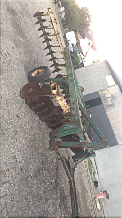 Vând disc john deere