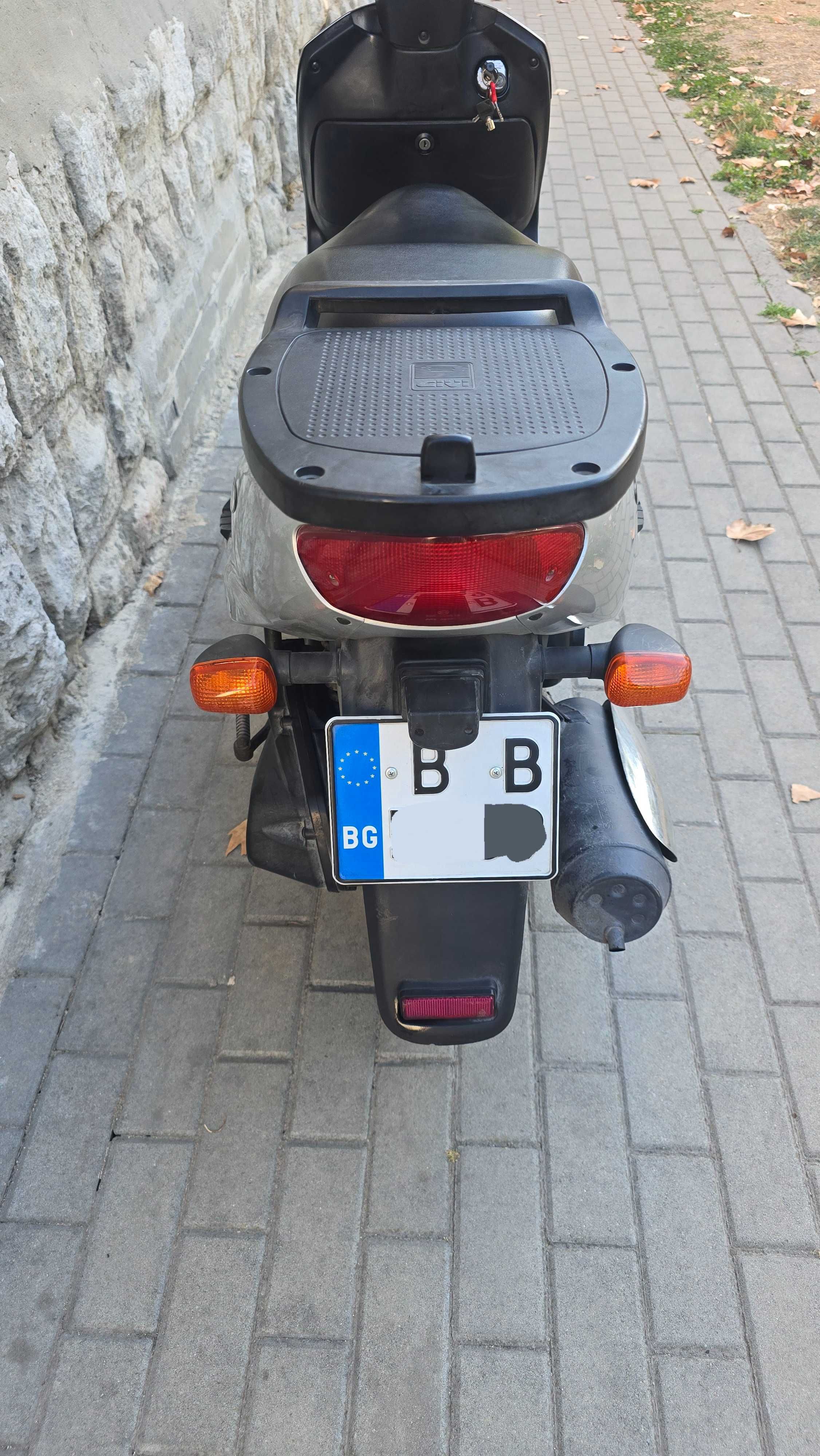 Продавам Сузуки UE125