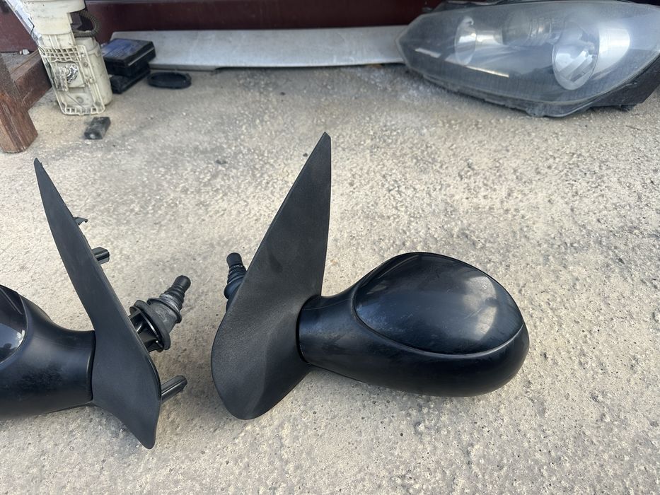 Огледало Пежо 206 ръчно