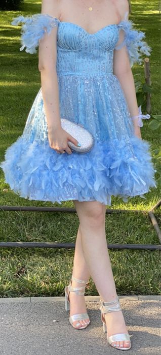 Rochie de ocazie cu pene