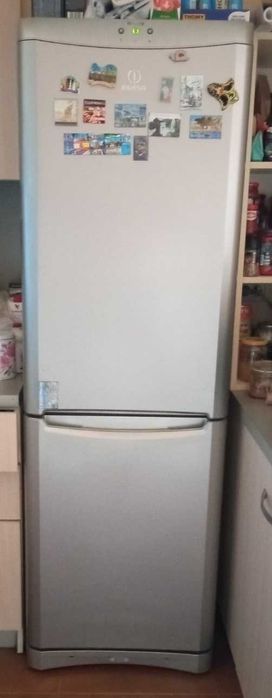 Хладилник с фризер Indesit BAAN 33 VP