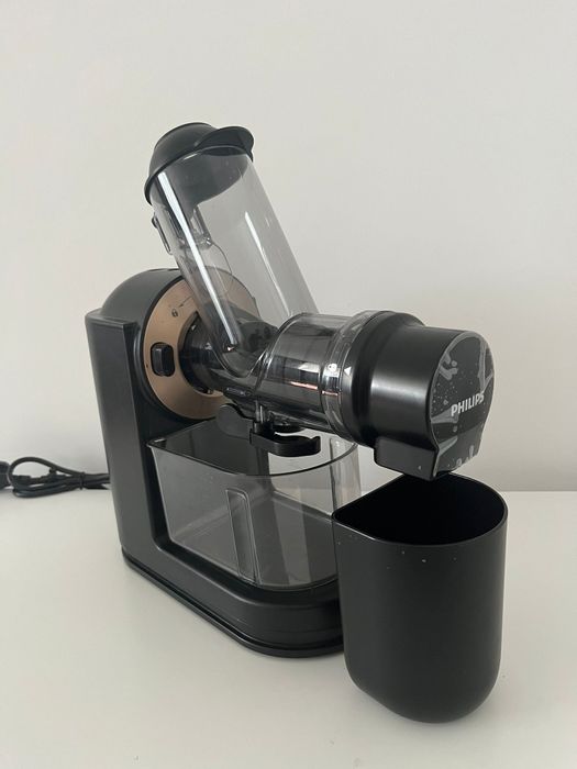 Storcator de fructe si legume prin presare la rece Philips Viva Collec