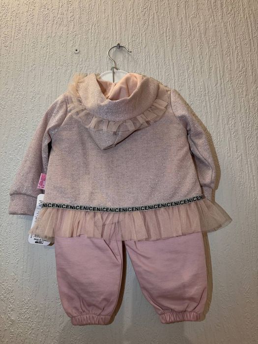 Продаётся детский костюм на девочку тройка