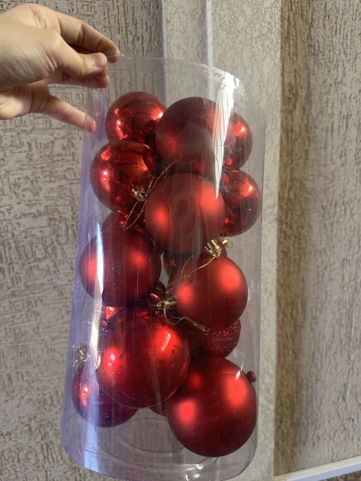 Елоковые шарики красные Qizil rangli archa sharchalari