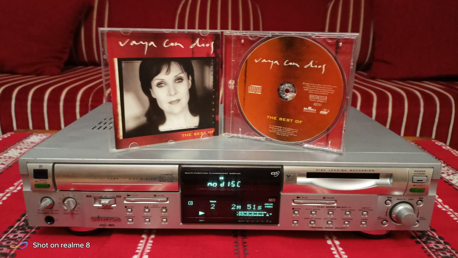 Cd-player/MiniDisc combo Universum