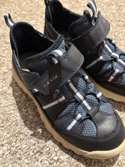 Geox pantofi sport cu mici decupaje, 33