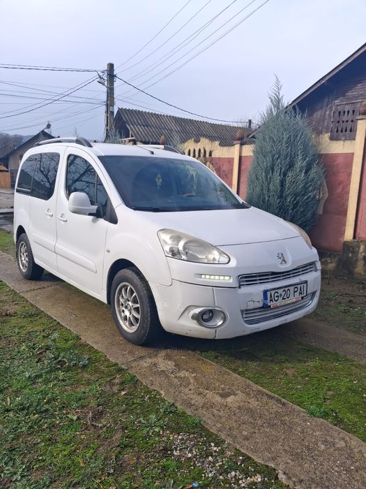 Vând Peugeot partener