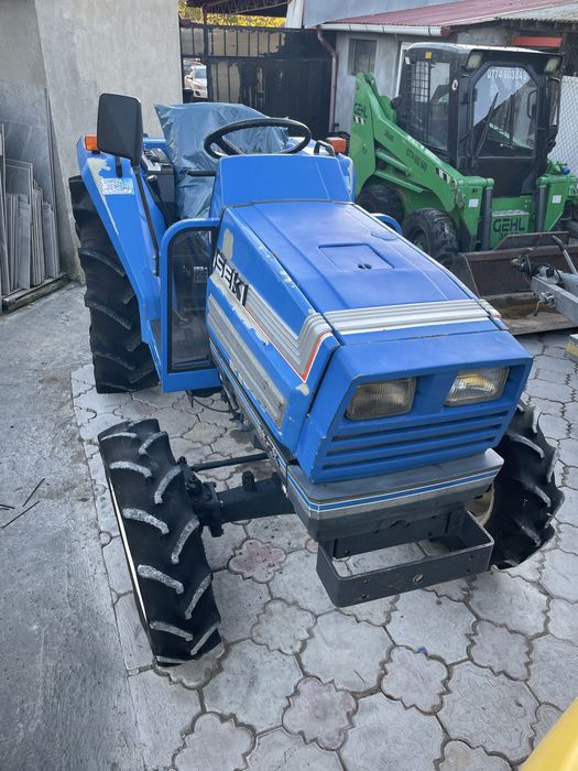 Vând tractor Iseki TA270A – 27 CP, diesel, stare excelentă