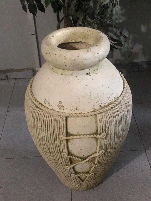 Вазон, амфора, керамика для сада