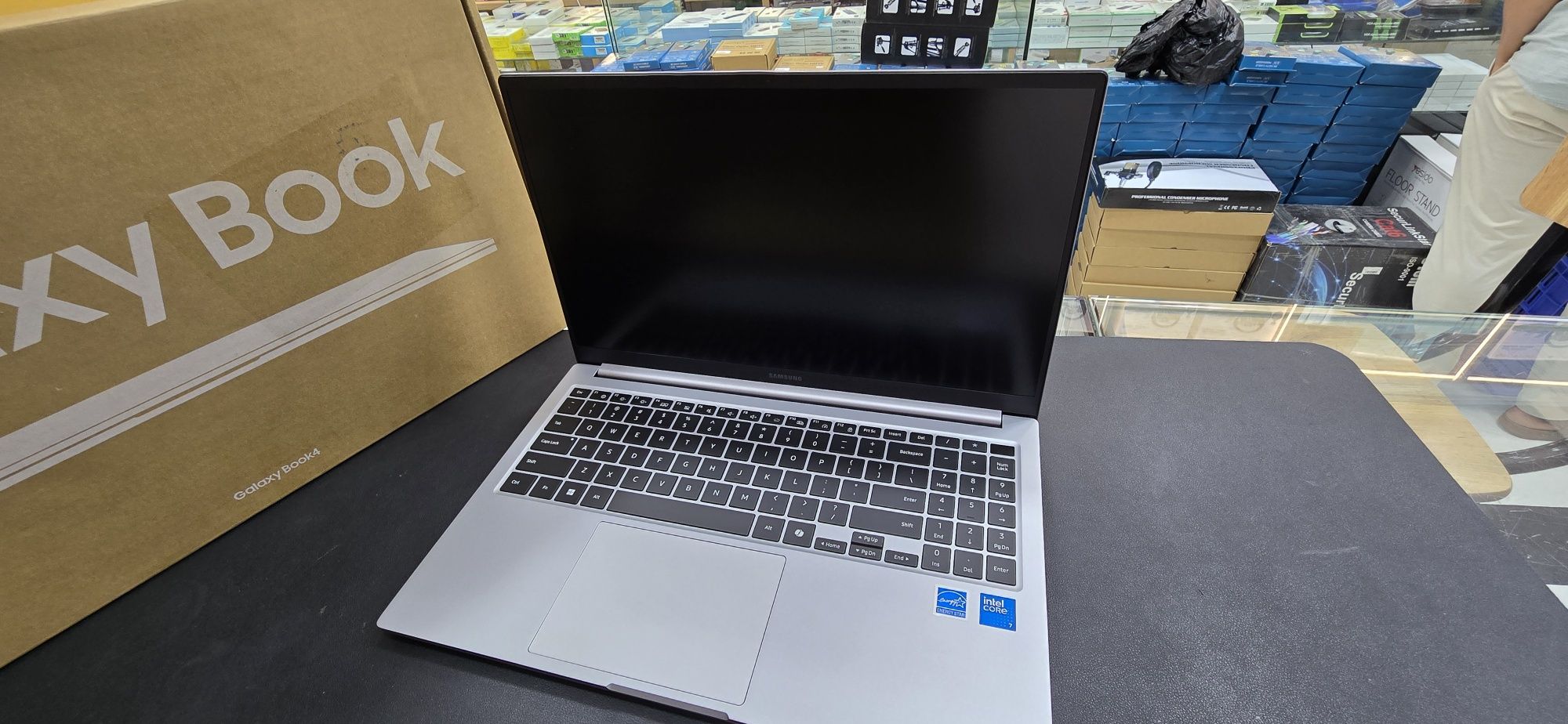 Samsung galaxy book 4