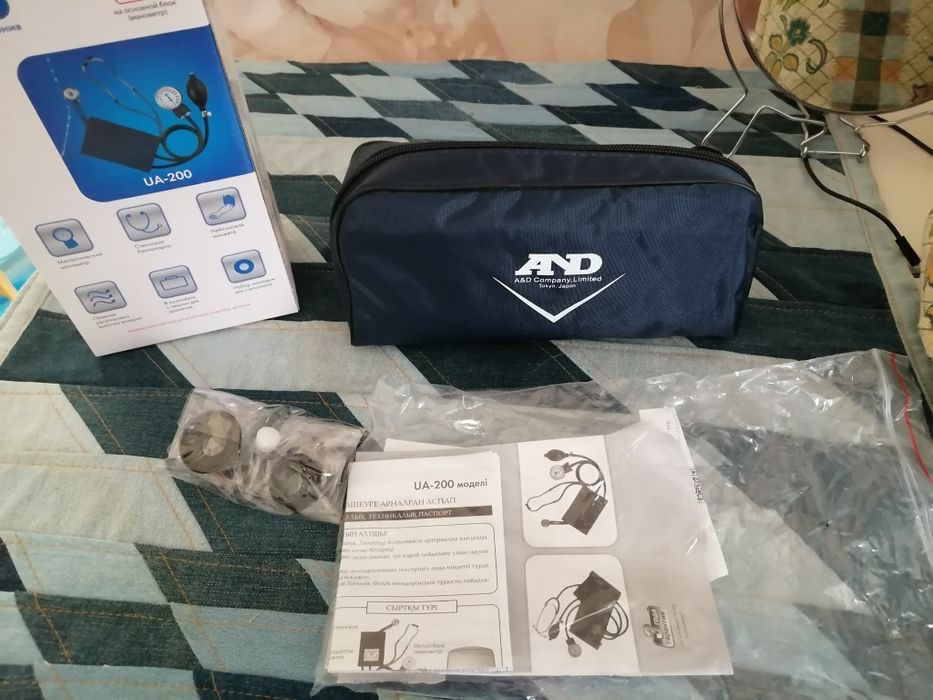 Тонометр AND с большой манжетой