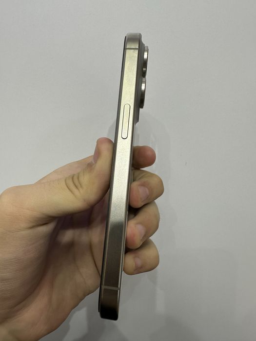 iphone 15 pro natural 256gb 100% 59 sikl