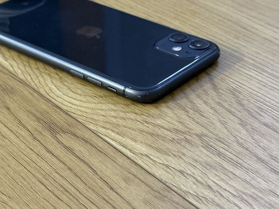 Бартер  iPhone 11 64гб 100%