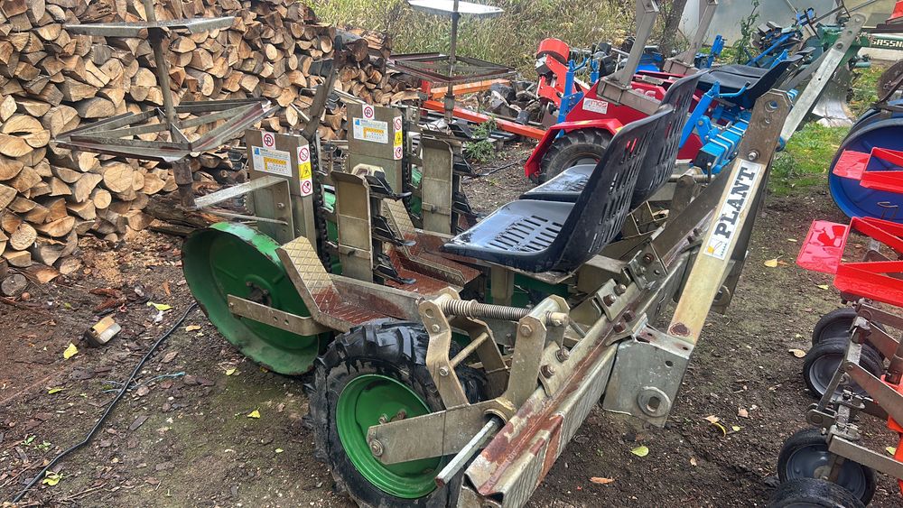 Plantatoare rasaduri