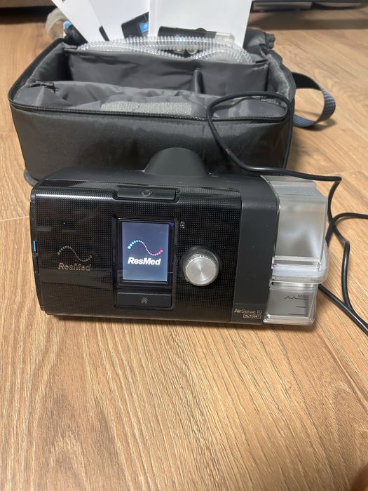 Aparat CPAP ResMed AirSense 10 Auto set - putin folosit