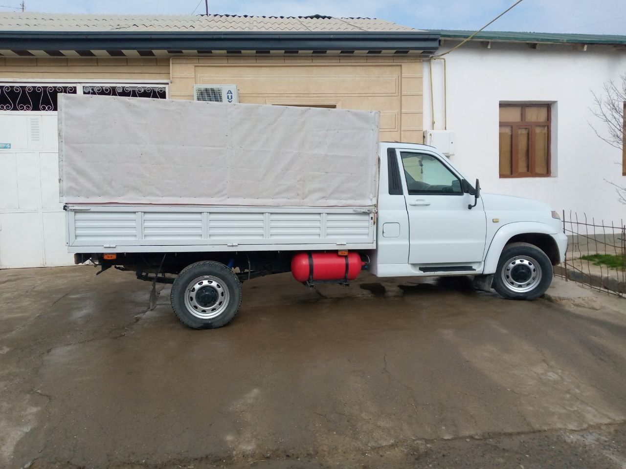 UAZ PATRIOT 4X4 ishlaydi