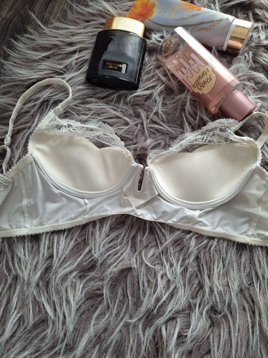 Sutien, model deosebit