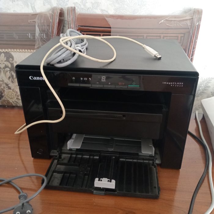 Принтер canon 3 в1 (принтер, копия, сканер)