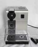 Кафемашина с капсули Delonghi Nespresso Lattissima pro en 750 mb