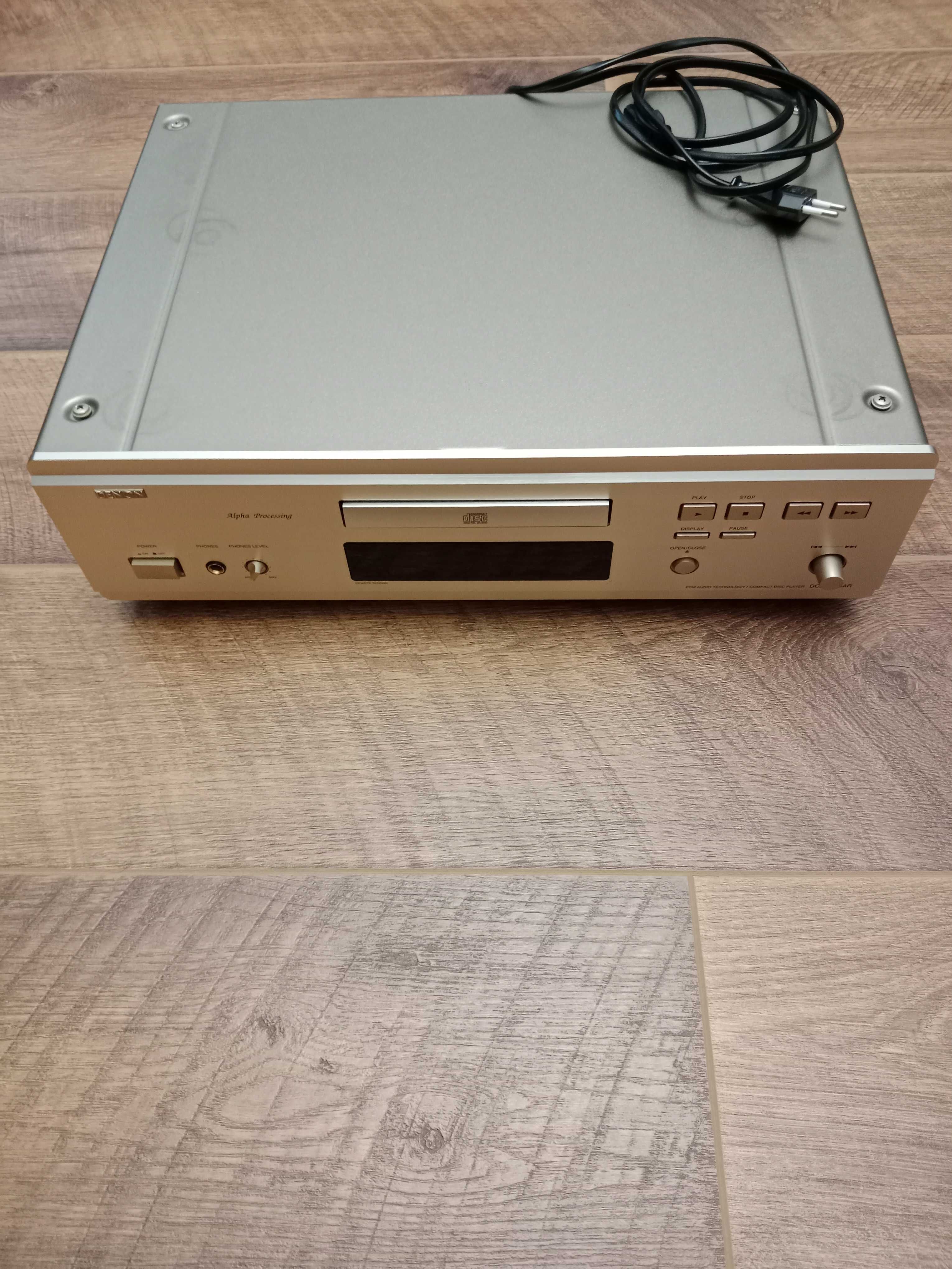 CD проигрыватель Denon