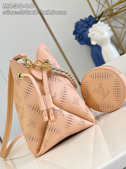 Geanta Louis Vuitton Bella 22cm, tip Premium